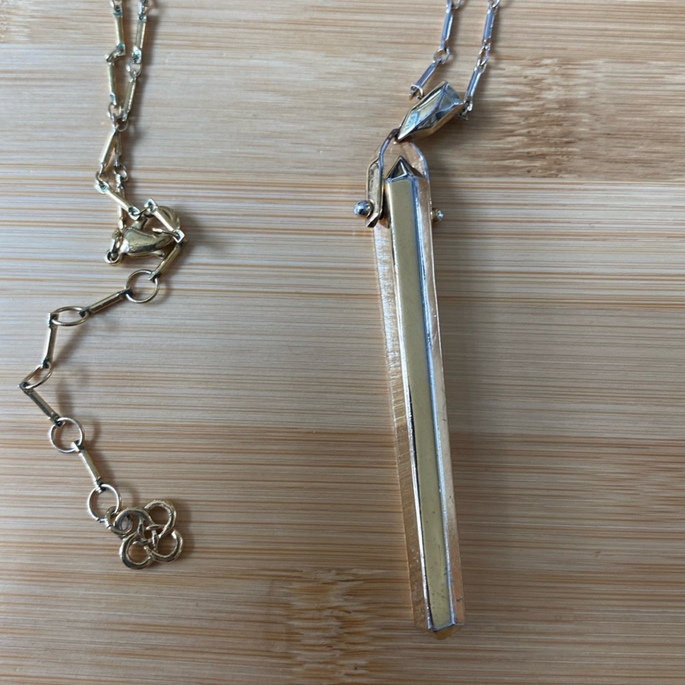 Stella and Dot Pendant Necklace.